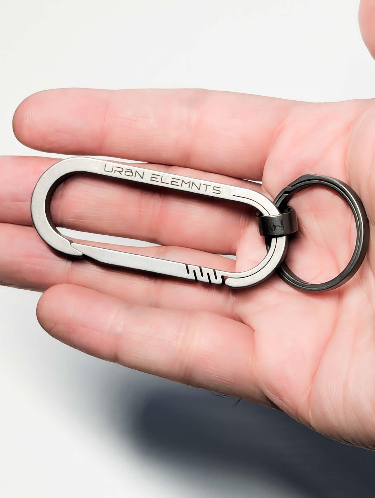 LOOP | Titanium All Purpose Carabiner Keychain