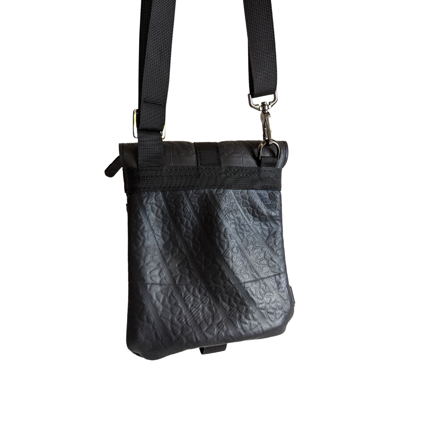 CHELSEA | Urban Essentials Satchel